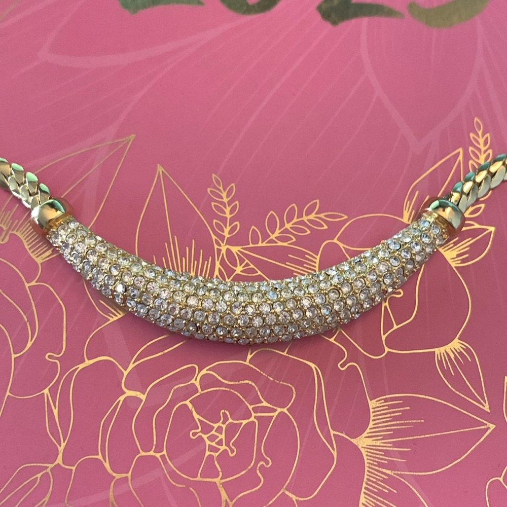 Vintage CHRISTIAN DIOR GOLD TONE CHOKER NECKLACE CRYSTAL RHINESTONE. Pre-owned.